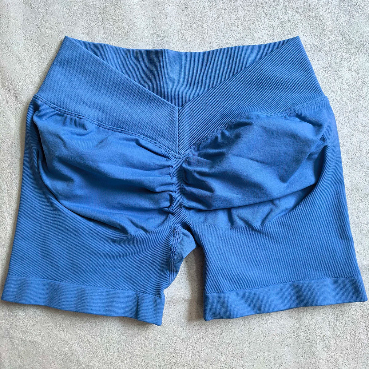 V-Back Scrunch Shorts Women Seamless V Waist Line Scrunch Booty Shorts Fitness Workout Running Yoga Gym Shorts