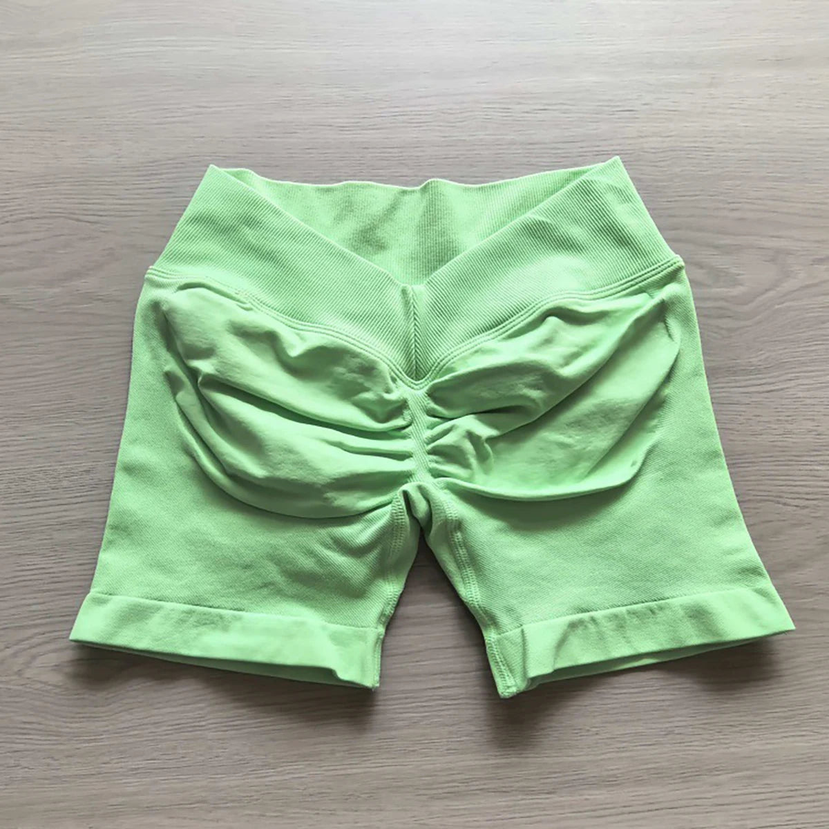 V-Back Scrunch Shorts Women Seamless V Waist Line Scrunch Booty Shorts Fitness Workout Running Yoga Gym Shorts