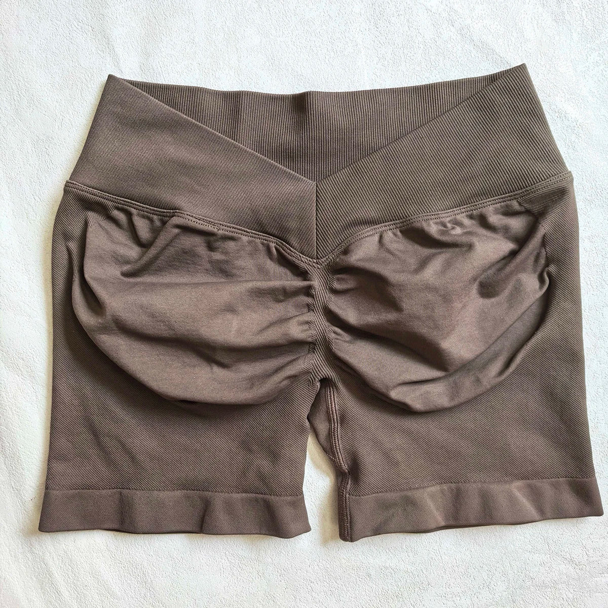 V-Back Scrunch Shorts Women Seamless V Waist Line Scrunch Booty Shorts Fitness Workout Running Yoga Gym Shorts