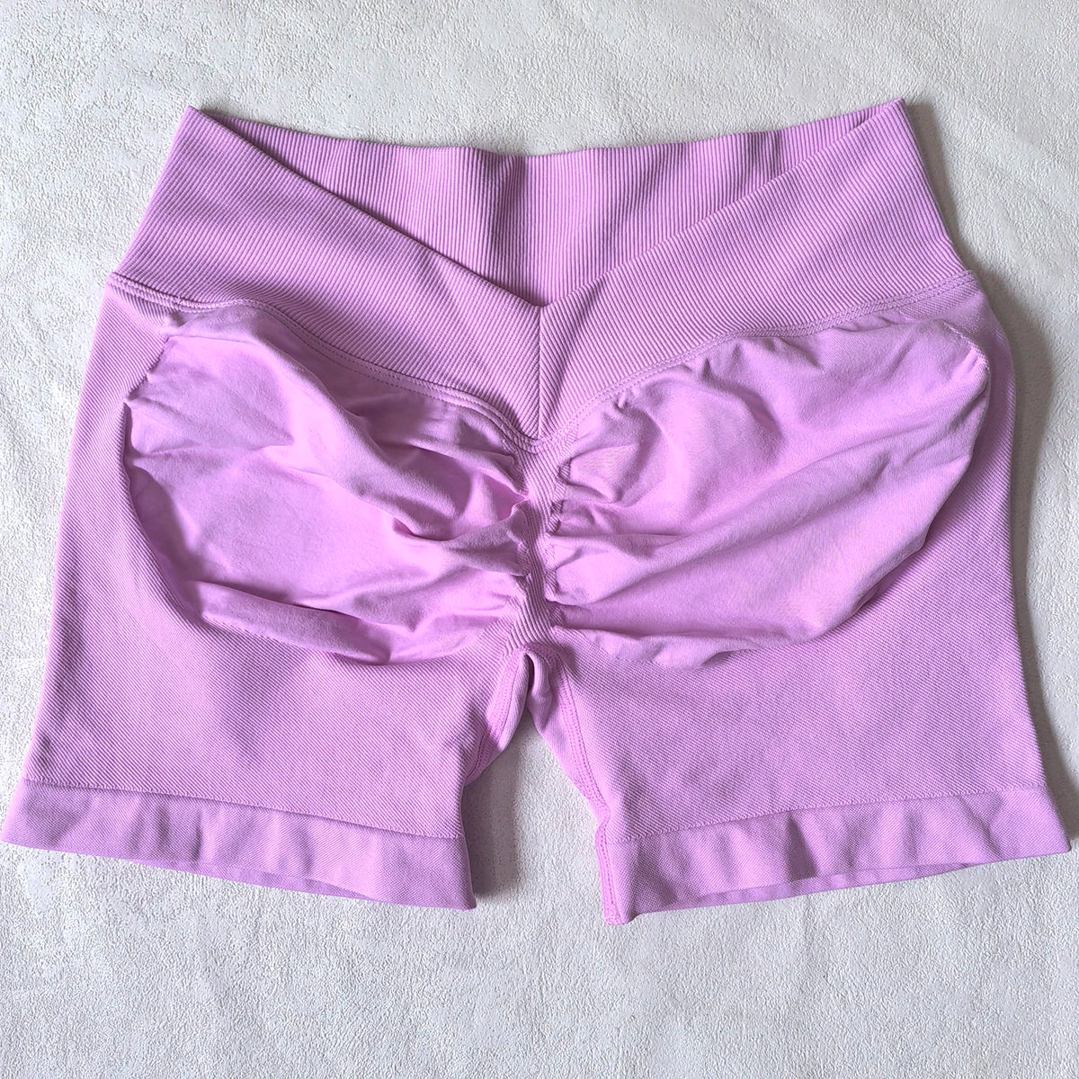 V-Back Scrunch Shorts Women Seamless V Waist Line Scrunch Booty Shorts Fitness Workout Running Yoga Gym Shorts