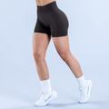 Short Amélia